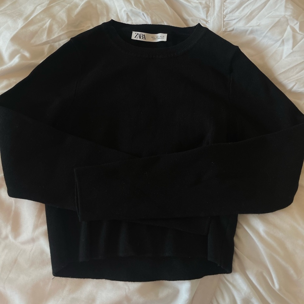 Zara semi cropped black long sleeve